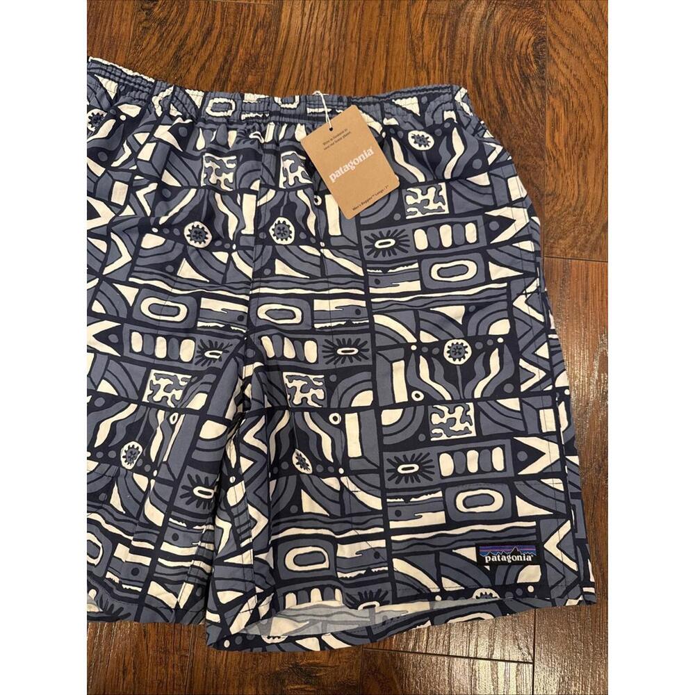 NWT Men's PATAGONIA Baggies Longs 7" Shorts New Visions, New Navy Size S - Picture 3 of 6